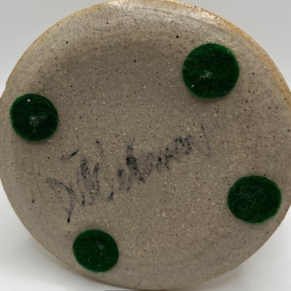 𝅺HANDTHROWN Art Pottery Vase Hand Painted Applied Handle Artist Signed 5” Boho - Picture 5 of 7